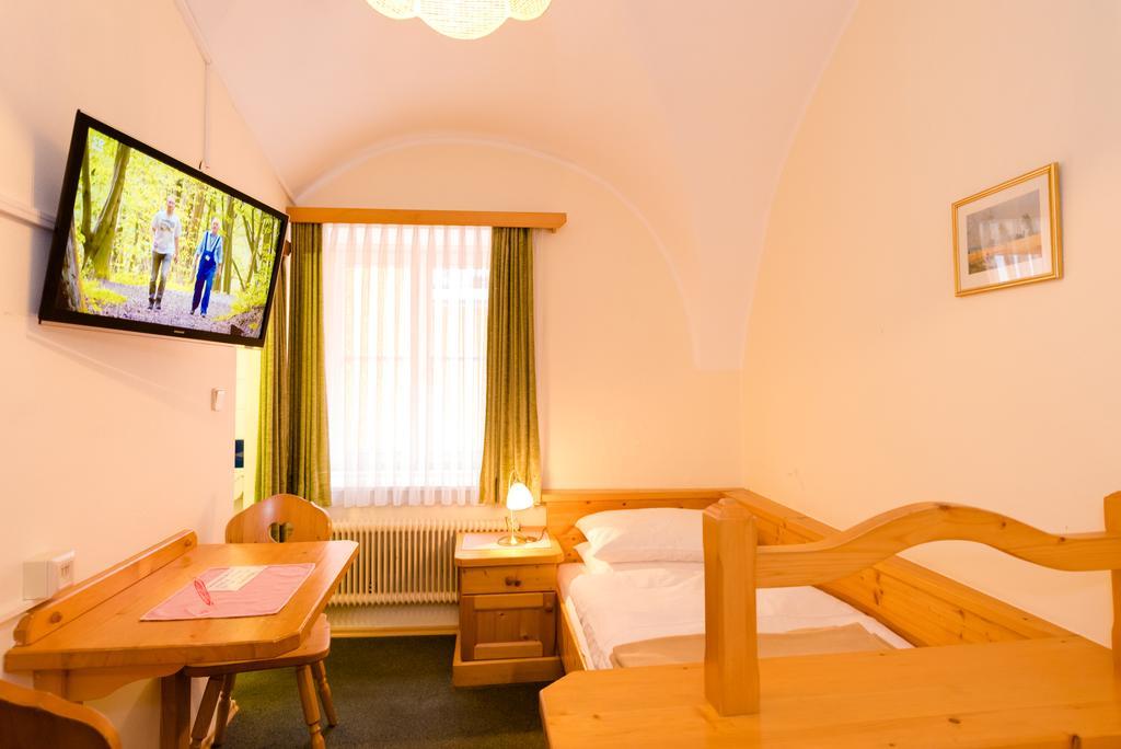 Gasthof Grillitsch Roesslwirt Obdach Extérieur photo