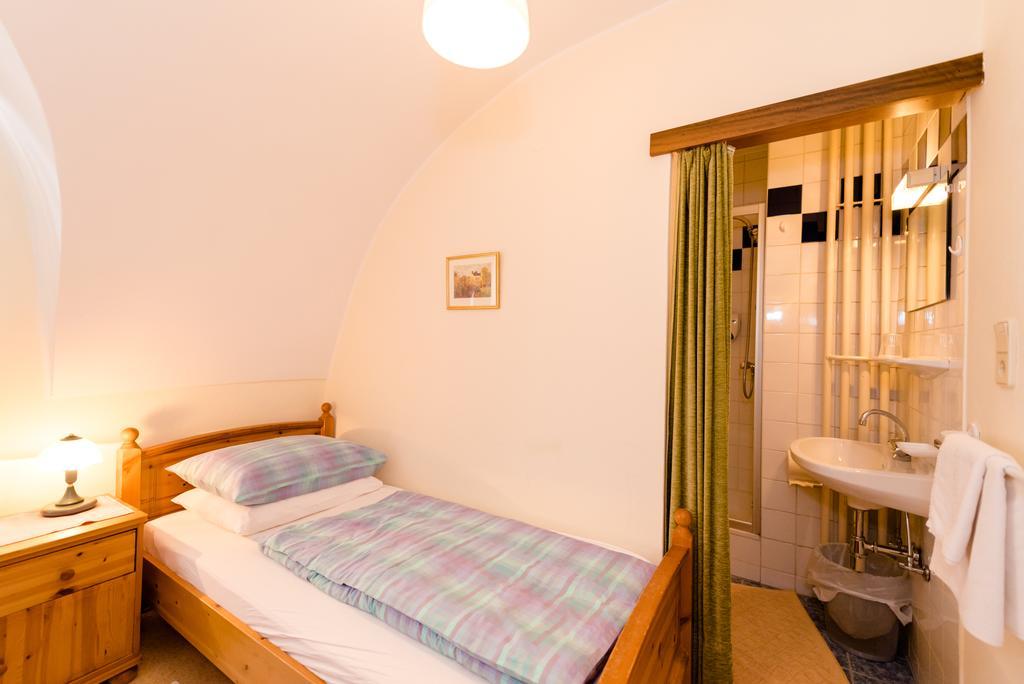 Gasthof Grillitsch Roesslwirt Obdach Chambre photo